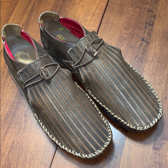 olukai moccasins